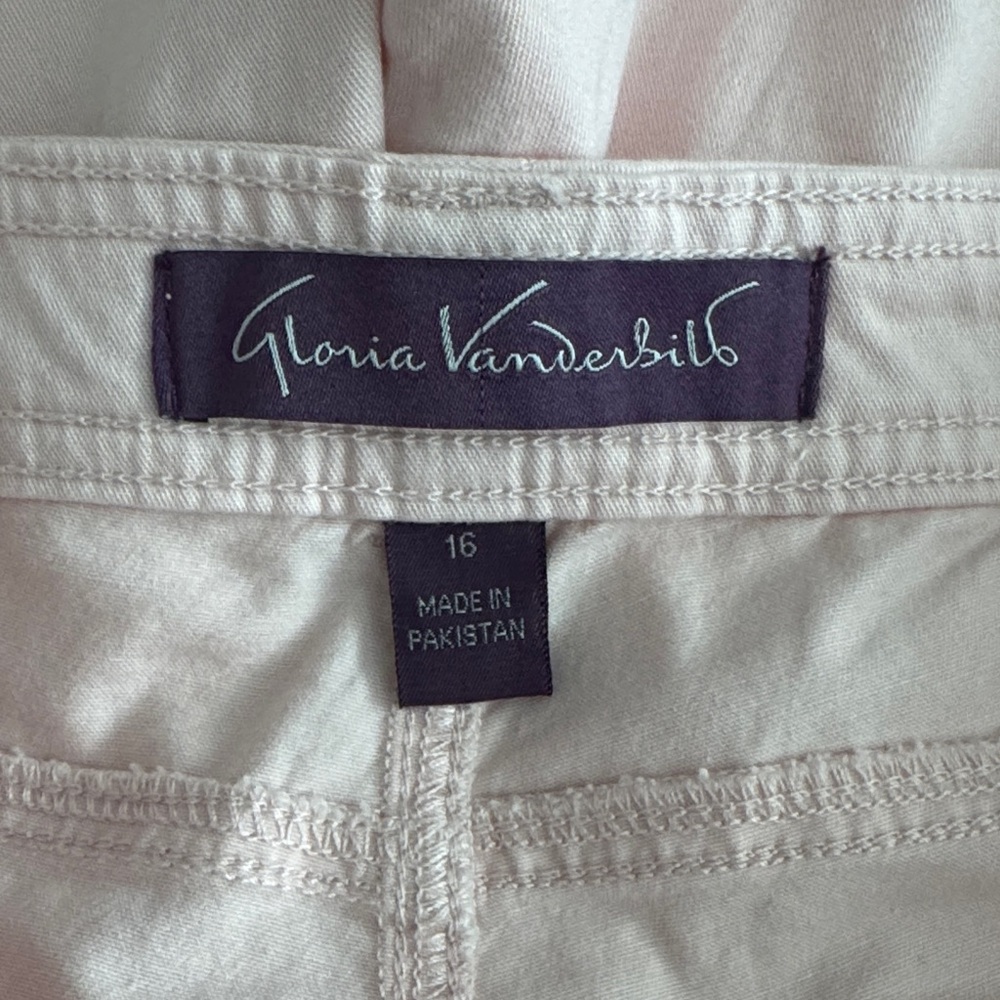 Gloria Vanderbilt Pale Pink Bermuda Shorts Size 16 - Picture 9 of 9